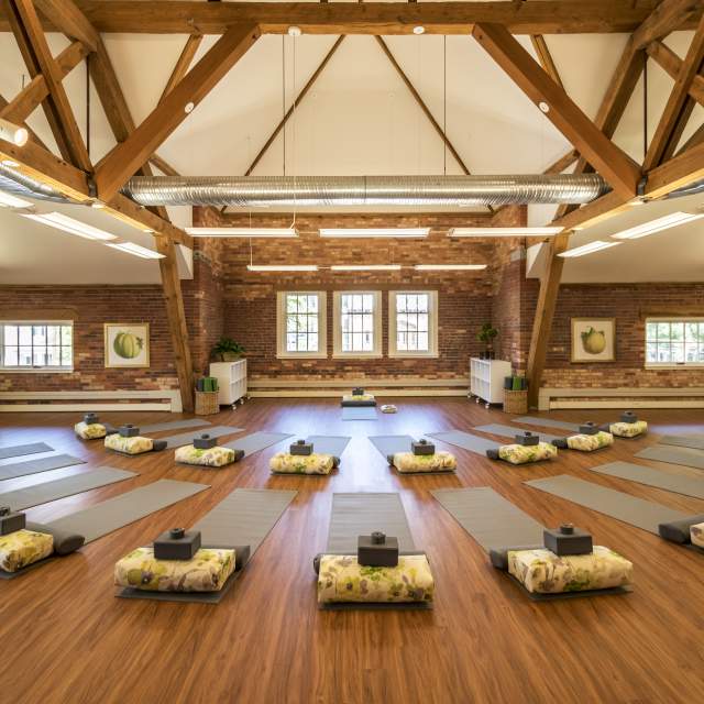 The Loft - Inns of Aurora