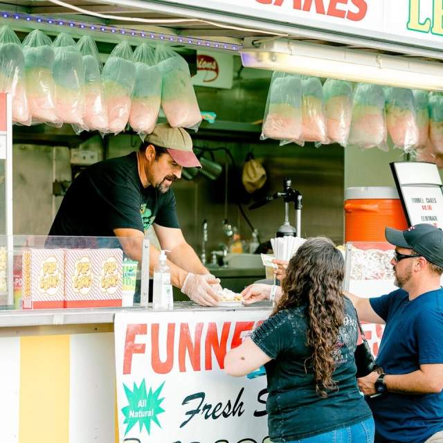 The Ultimate Family Weekend: Fayetteville’s Dogwood Festival & More