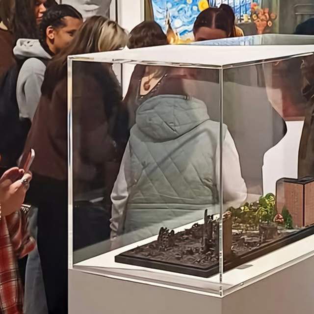 Yeseniia Miniature Models