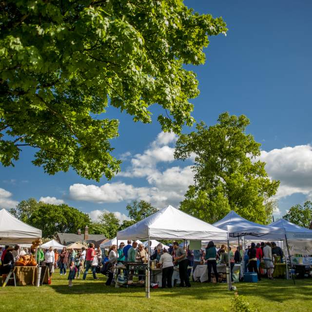 A Visitor’s Guide to Farmers Markets in Huntsville and Madison County