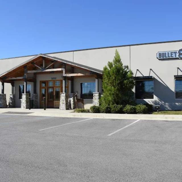 Welcome to the ‘Guntry Club'