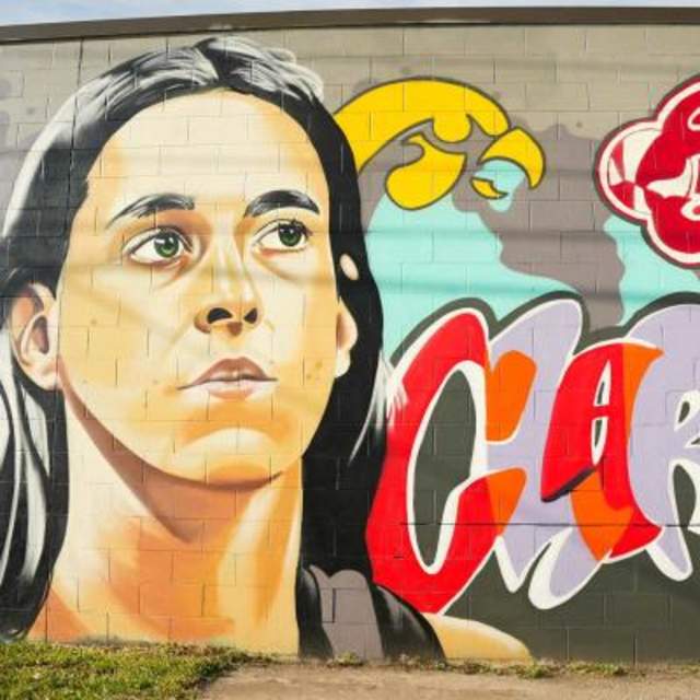 Caitlin Clark Mural