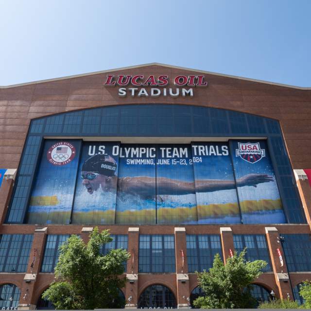 Lucas Oil Stadium Swimming