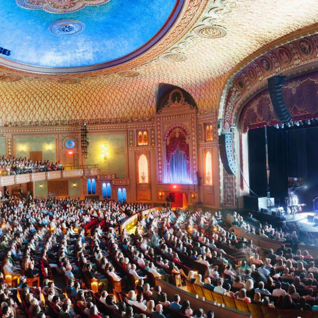 Tennessee Theatre Full House