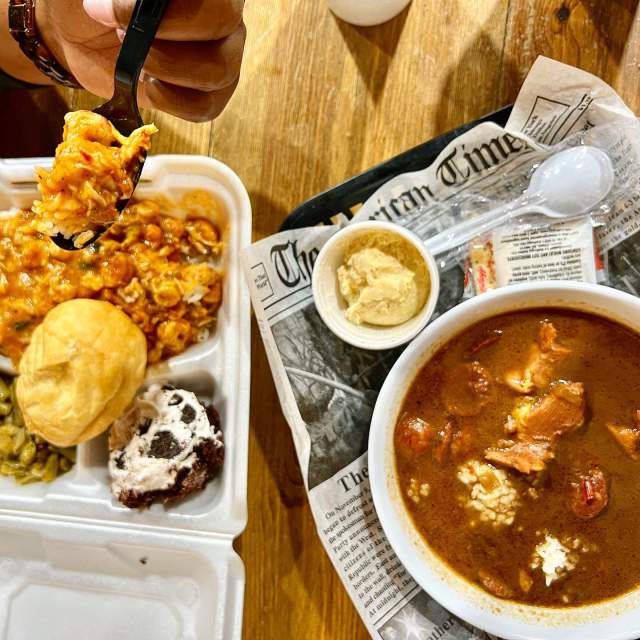 Beauxdines Gumbo & Etouffee
