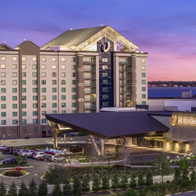 exterior of Horseshoe Casino Resort