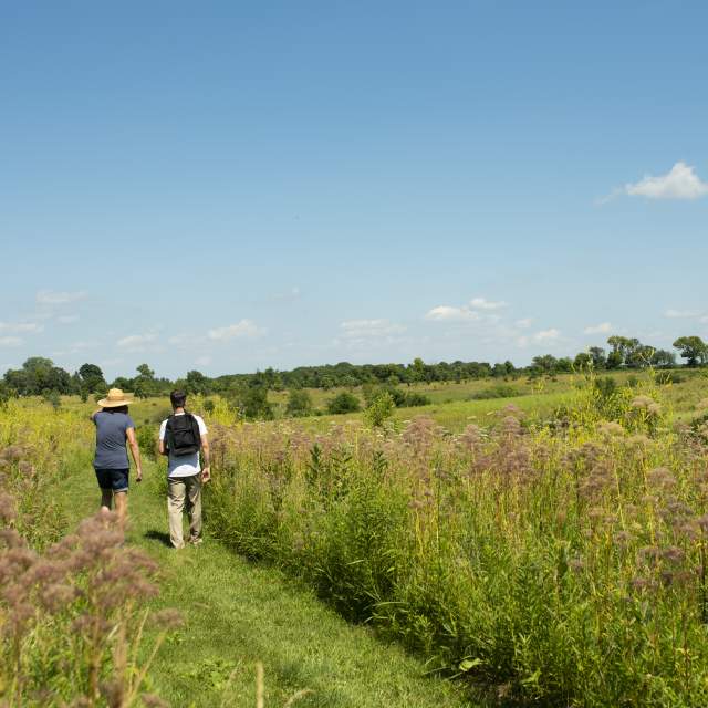 Hiking_Linn Nature Park_couple_CM2022