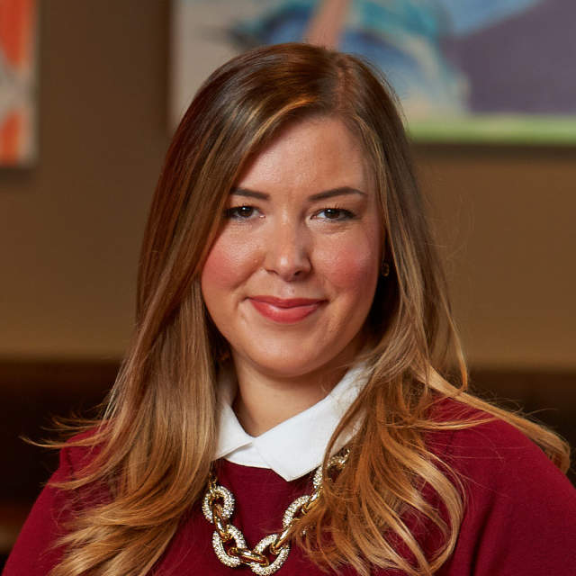 Headshot of Caitlin Suemnicht
