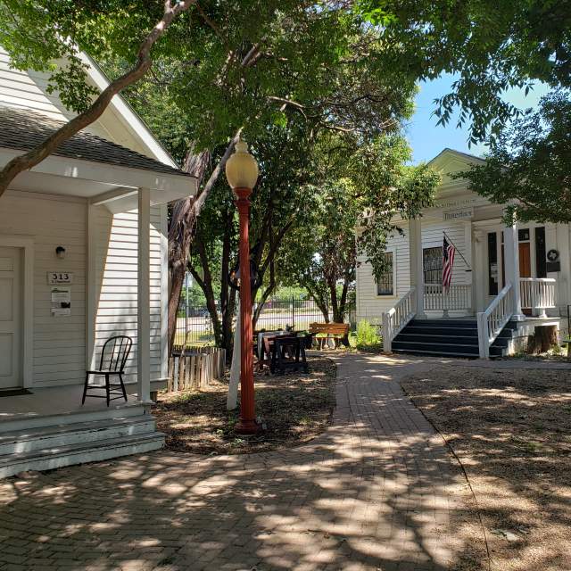 Chestnut Square schoolhouse-Faires House