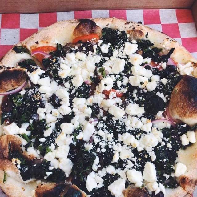 Pizza from a food truck