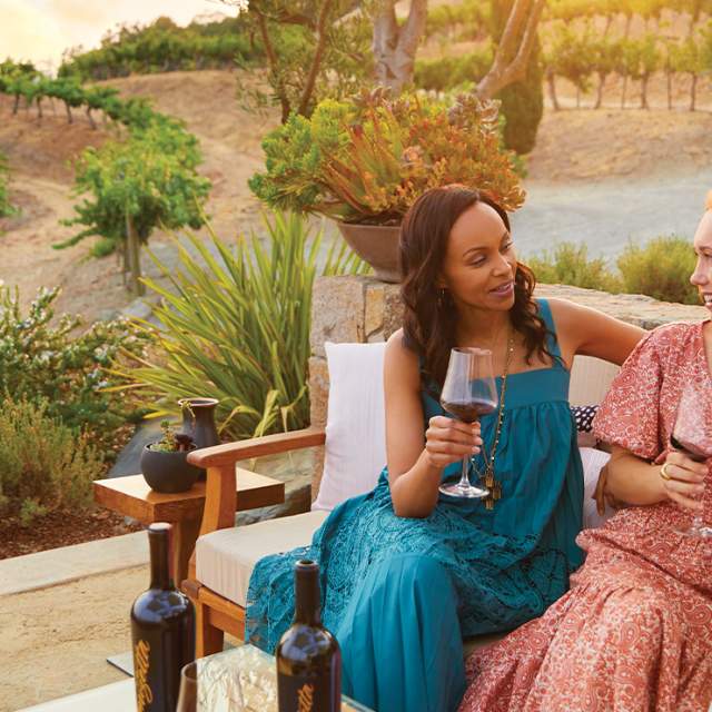 wine country casual dress Wine Tasting Dresses Going To Wine Country? Here's What To Wear Wine Tasting Winery chic Size:W46 L30 All Heels 20 Casual Groom Attire