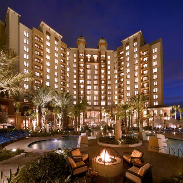 Wyndham Grand Orlando Resort Bonnet Creek hotel exterior at night