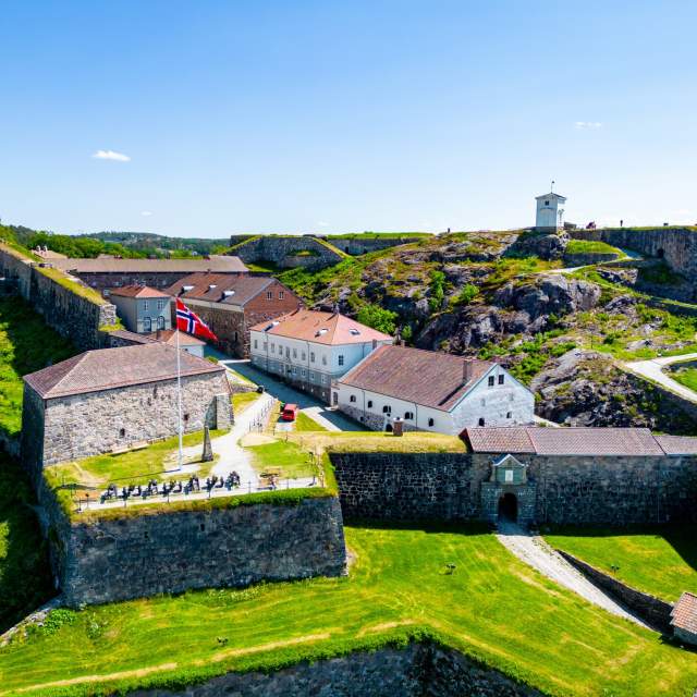 Deler av Fredriksten festning i Halden sett fra luften.