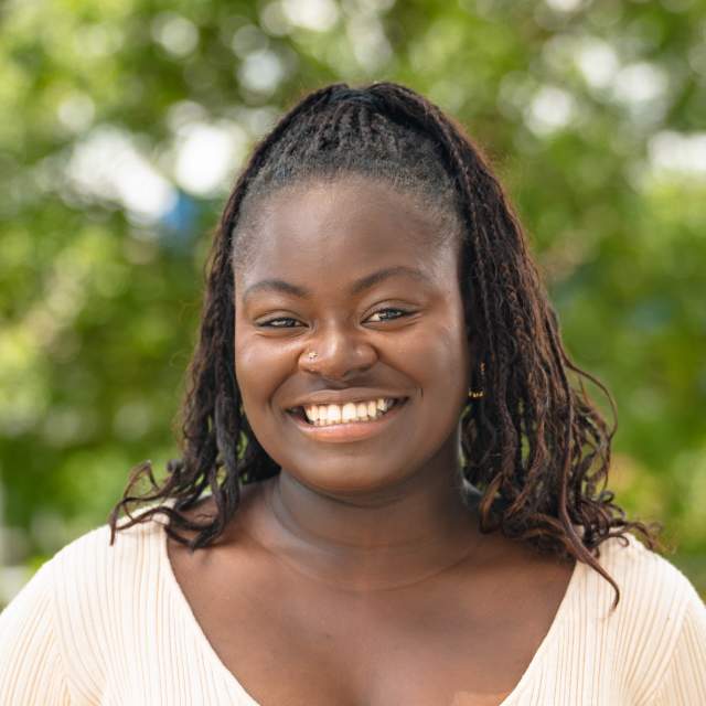 Jauhna Smith Headshot