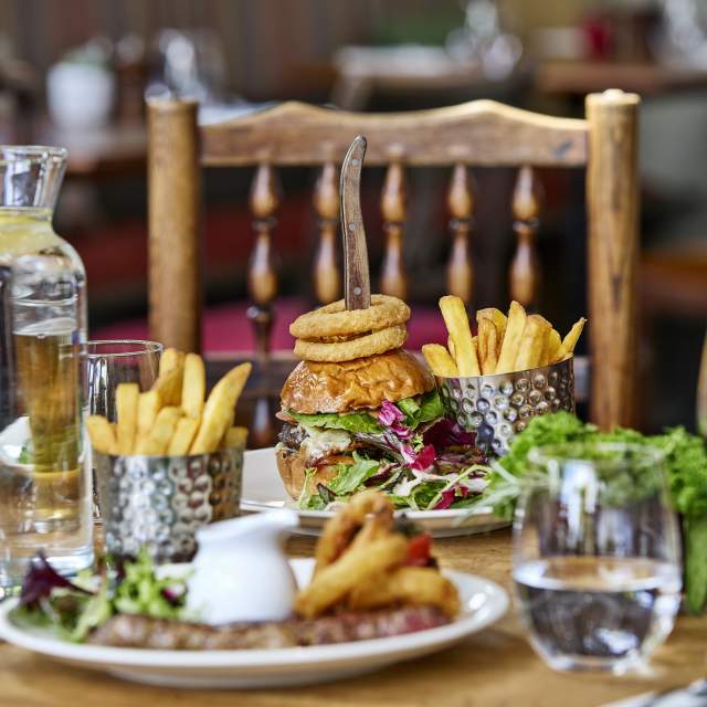 Burgers at the Black Horse