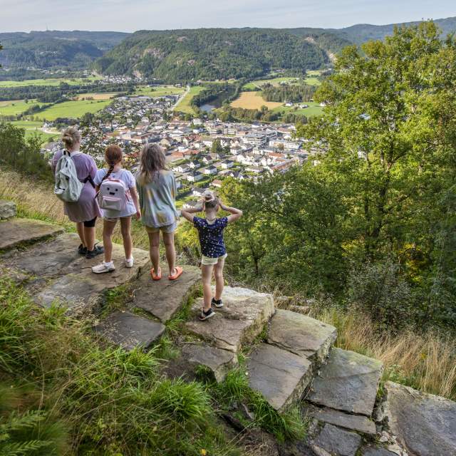 tre jenter i sherpatrapp