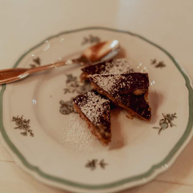 Smakfull og saftig kake bakes på Heddan gard