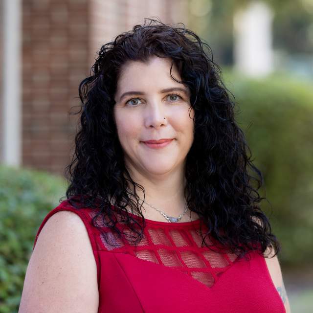 Jennifer McConnell Headshot