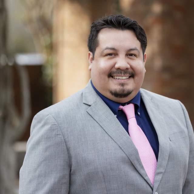 Josue Ayala Headshot