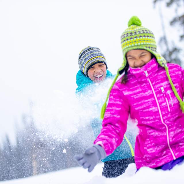 Family Winter Activities in Wyoming