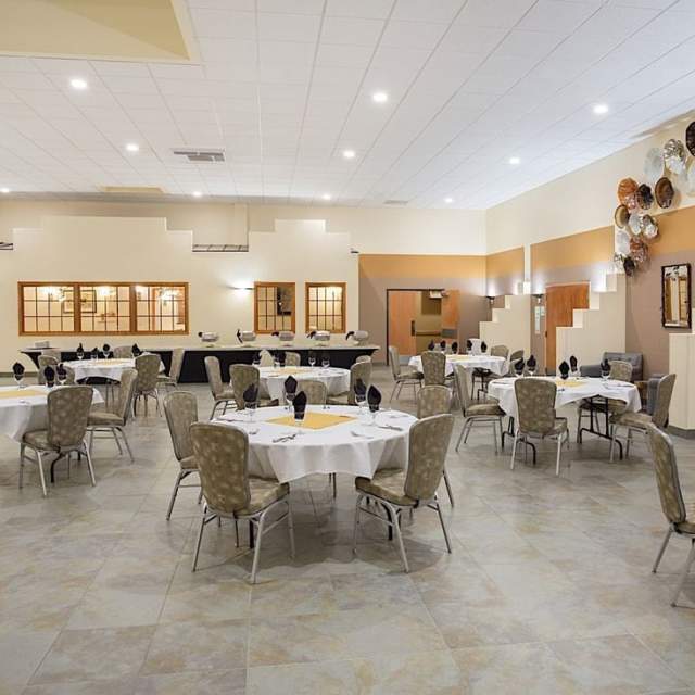 Holiday Inn Riverton