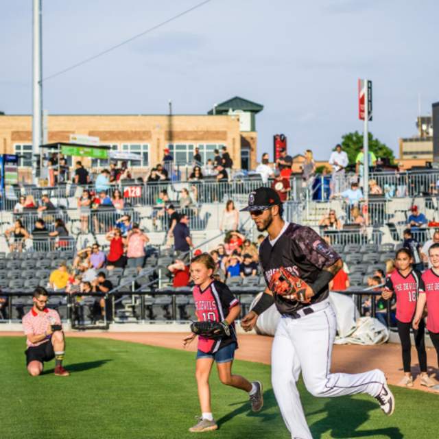 Fayetteville Woodpeckers Baseball: Tacos & Tallboys