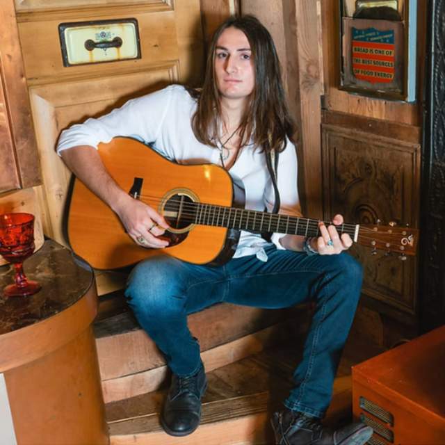 Cottage Creek presents Anthony Arya, Season 15 The Voice Team Adam