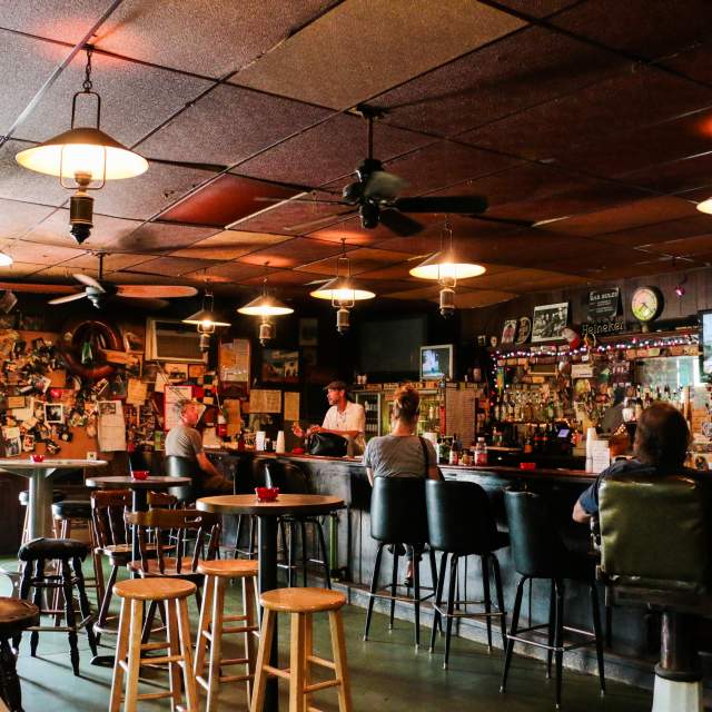 Bruisey's Bottom's Up Open Mic