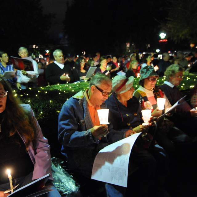 Caroling in Jackson Square
