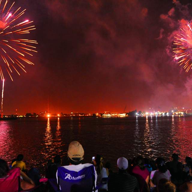 Go Fourth on the River