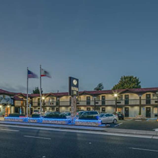 Bayhill Inn