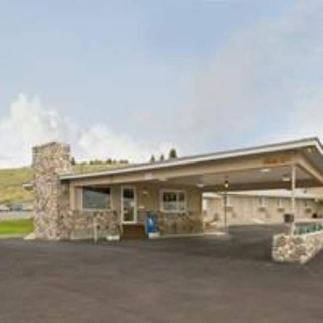 A Wyoming Inn