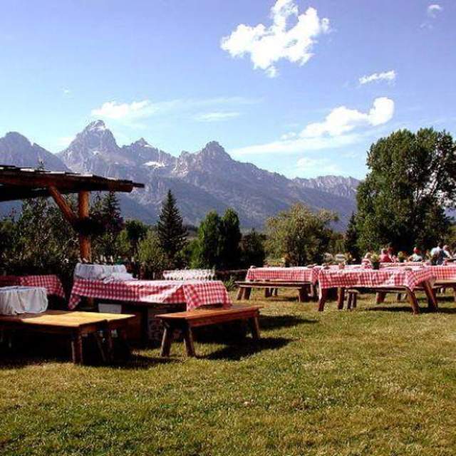 Dornans Chuckwagon Spur Ranch Cabins