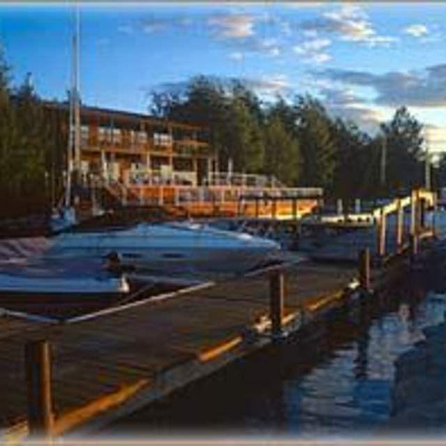 Lakeside Lodge Resort & Marina