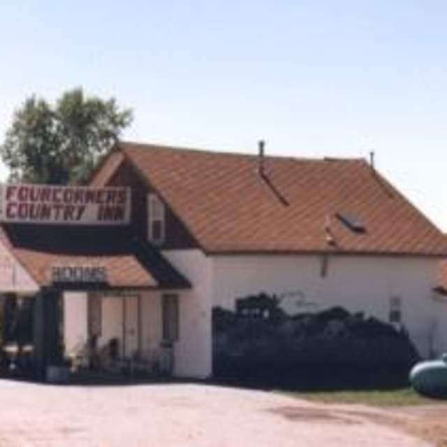 Four Corners Country Inn & RV Campground