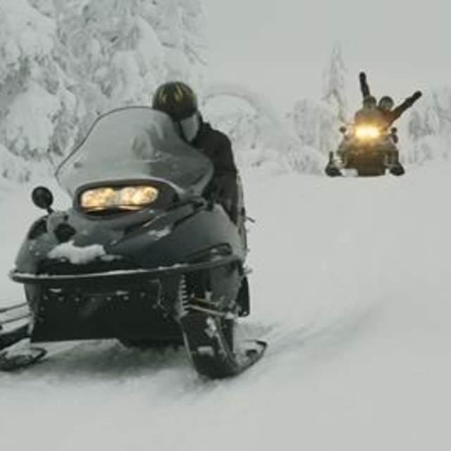 Jackson Hole Snowmobile Tours