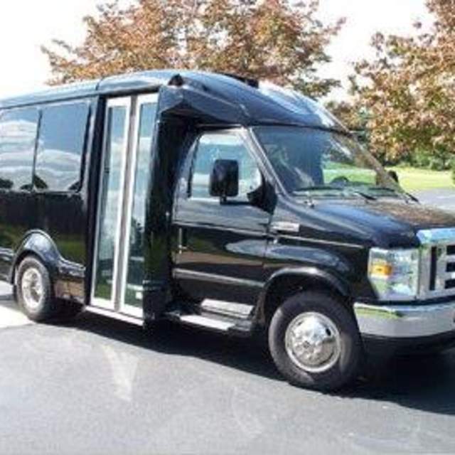 Cody Shuttle Service and Yellowstone Park Tours