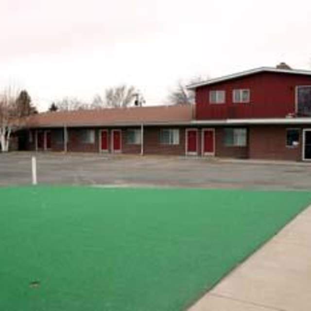 Yellowstone Motel