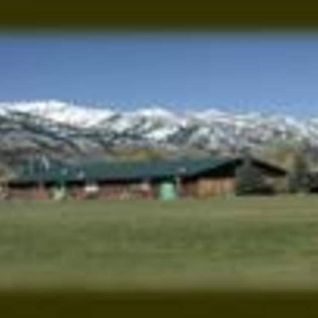 Rocky Mountain Lodge