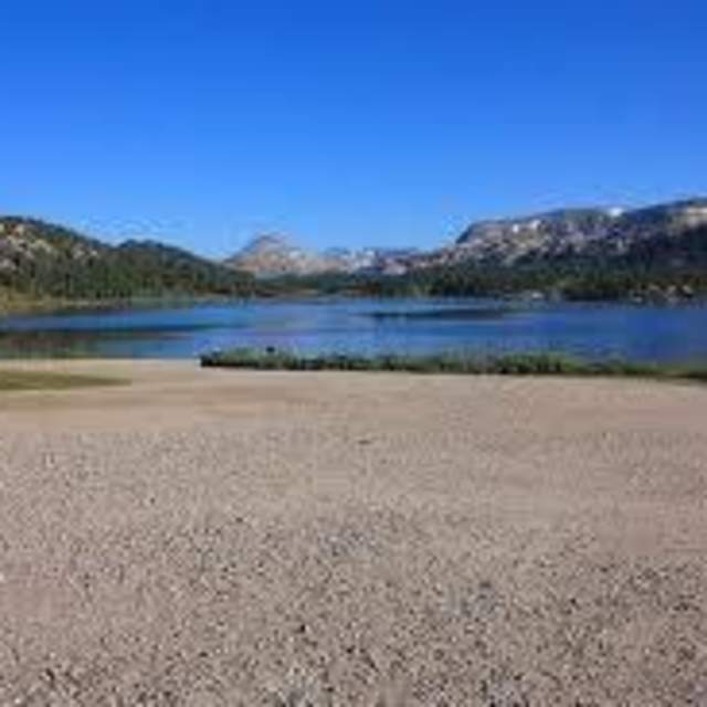 Island Lake Campground