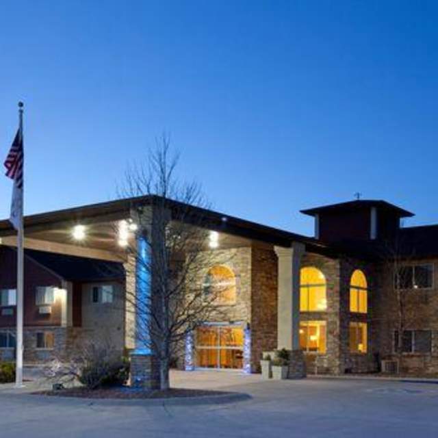 Holiday Inn Express Hotel/Suites