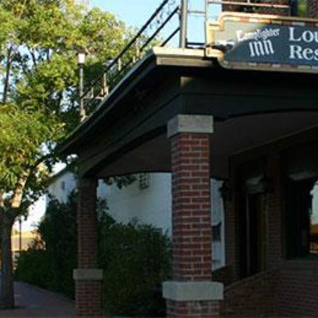 Lamplighter Inn