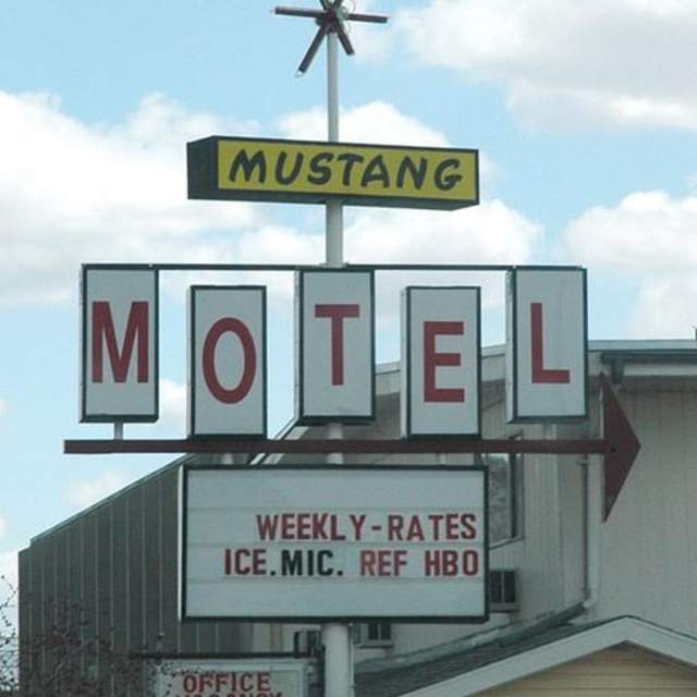 Mustang Motel