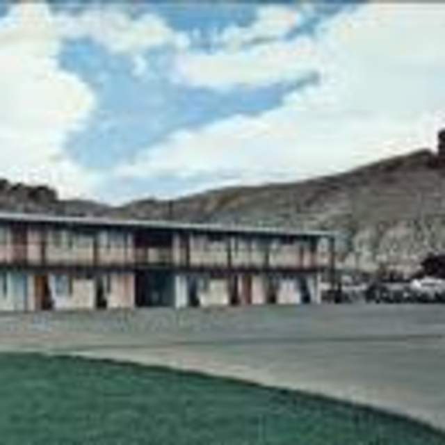 Western Motel Inn