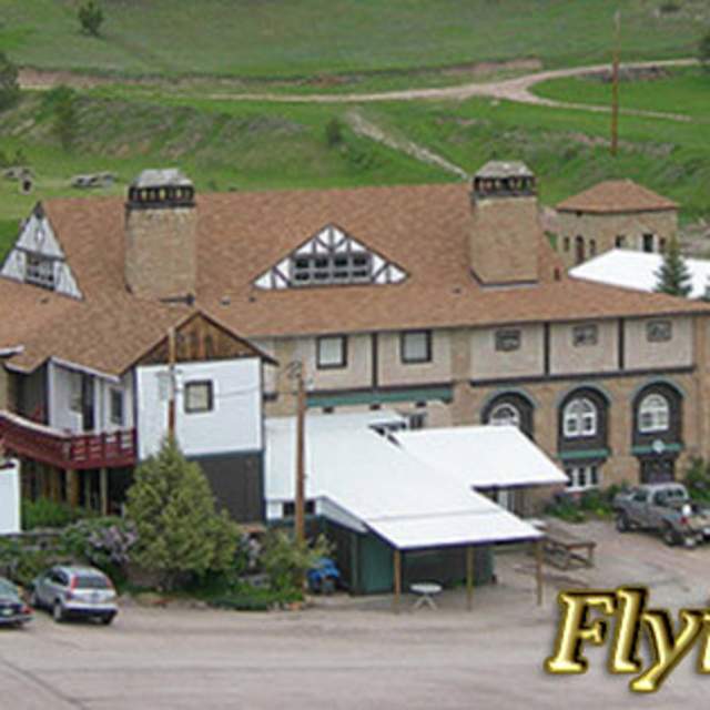Flying V Cambria Inn