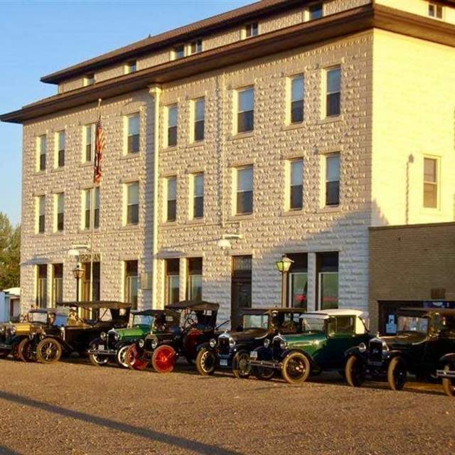 The Historic Virginian Hotel