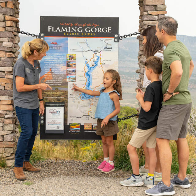 Flaming Gorge Bus Tour
