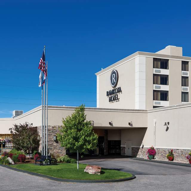 Ramkota Hotel & Conference Center