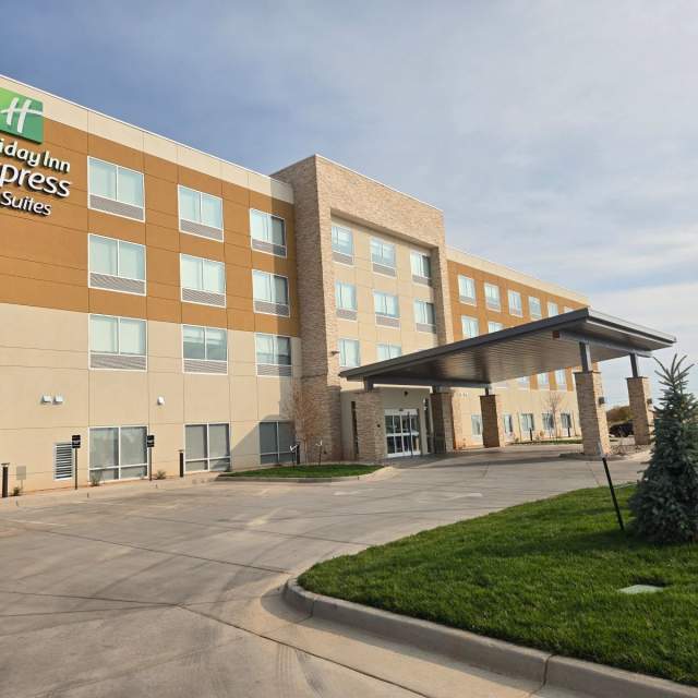 Holiday Inn Express West