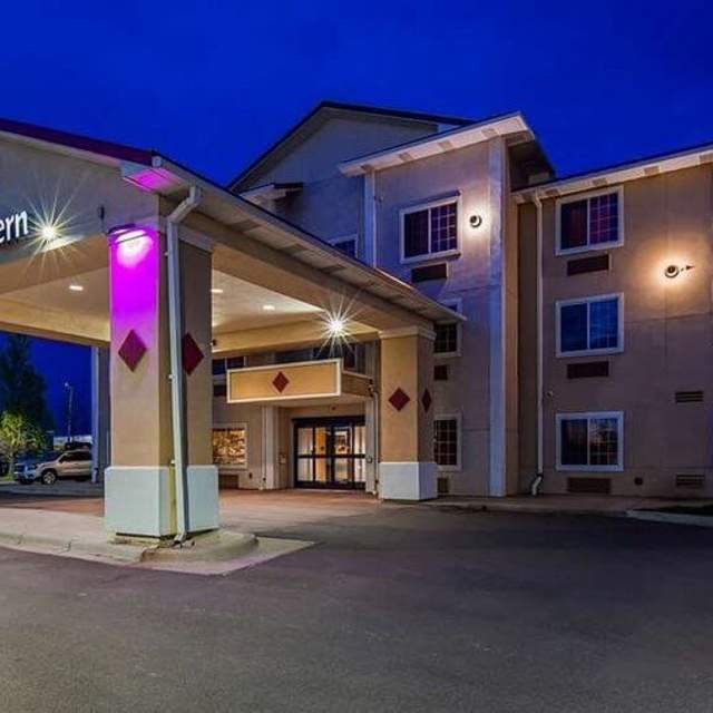 Best Western Inn & Suites
